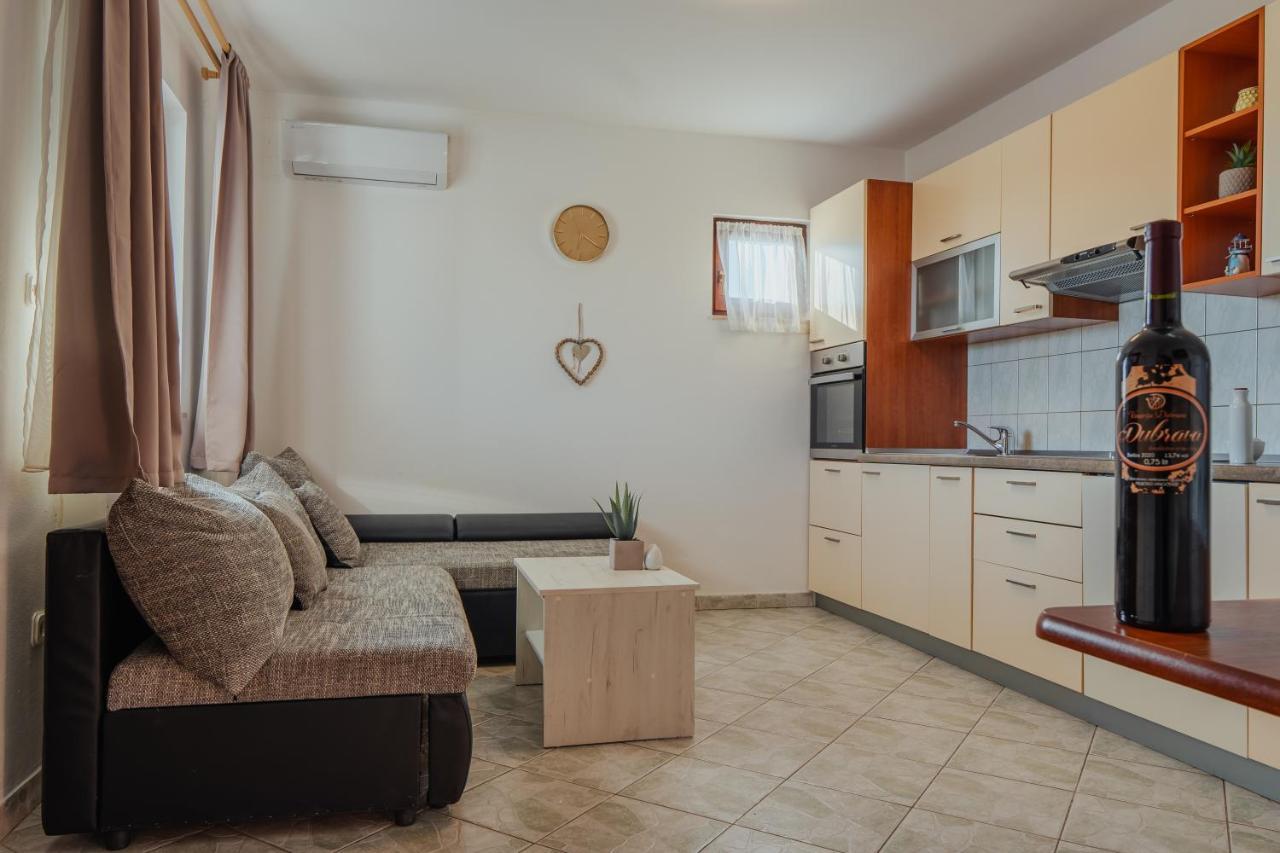 Apartmani Jaman Vrsi Exteriör bild