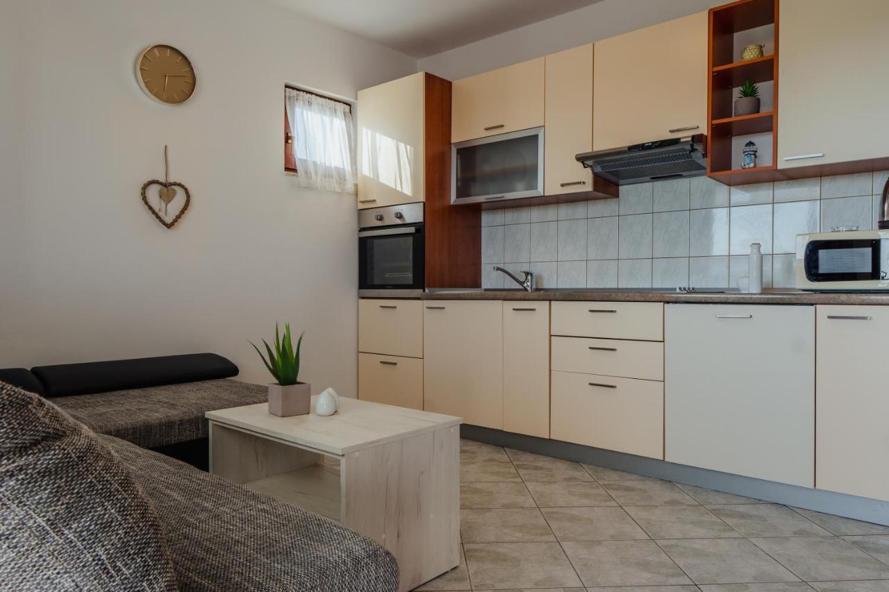 Apartmani Jaman Vrsi Exteriör bild