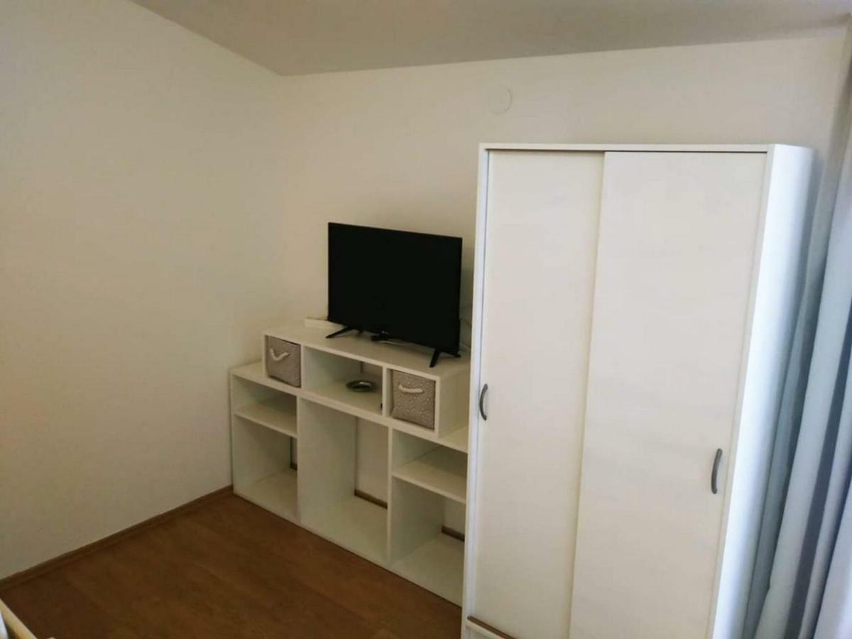 Apartmani Jaman Vrsi Exteriör bild