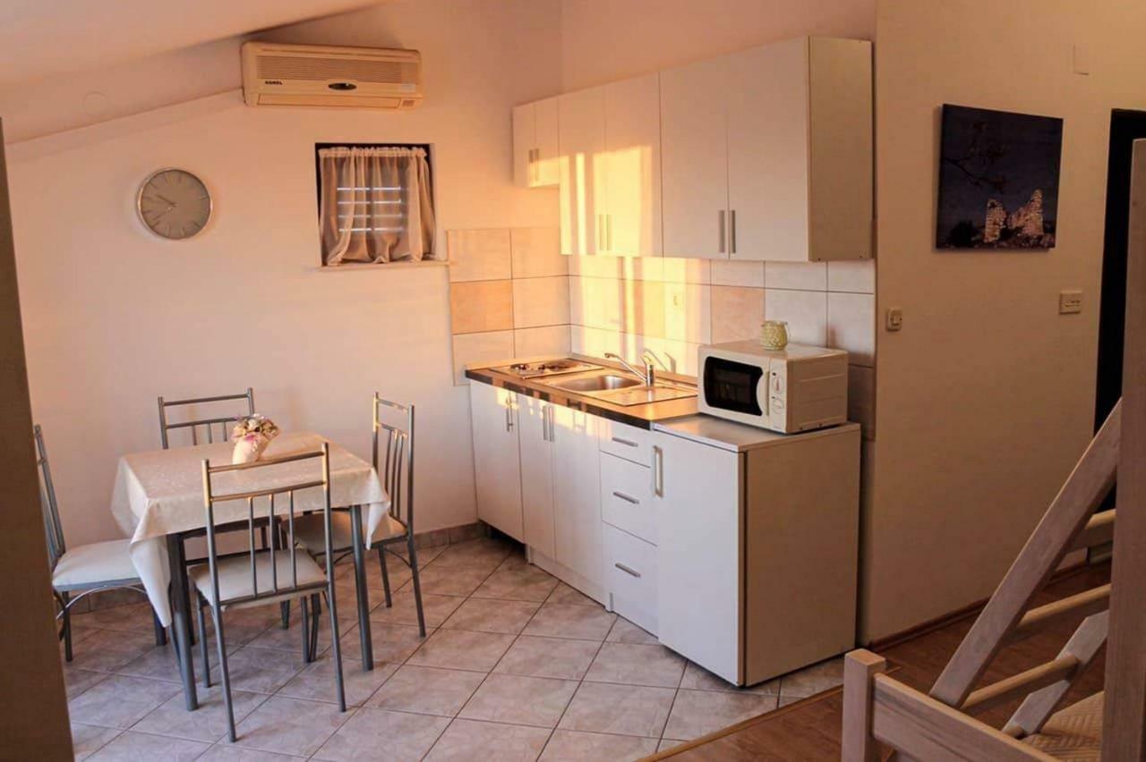 Apartmani Jaman Vrsi Exteriör bild
